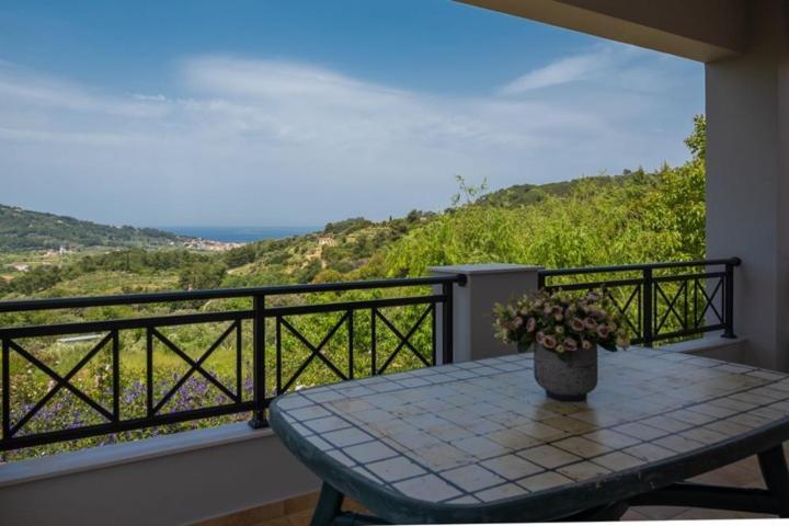 Holiday home Nitsa House Karlovassi